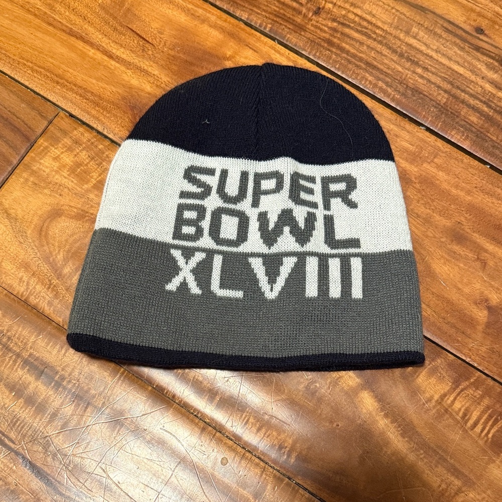 Super Bowl XLVIII Beanie - Black and Gray